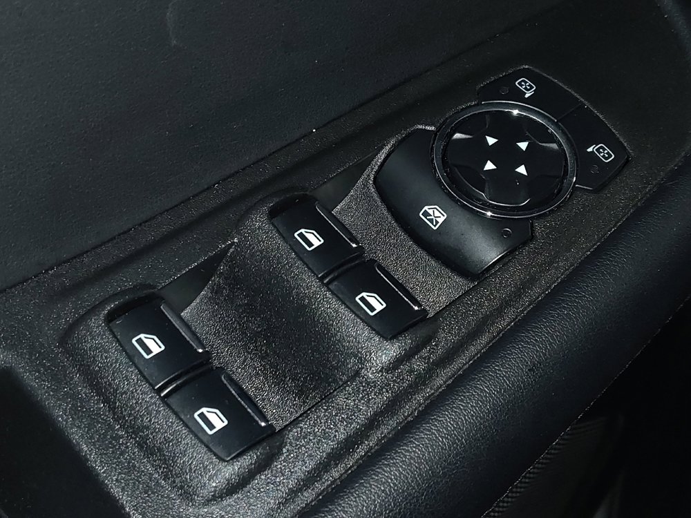 Used 2024 Ford Edge SEL image 27