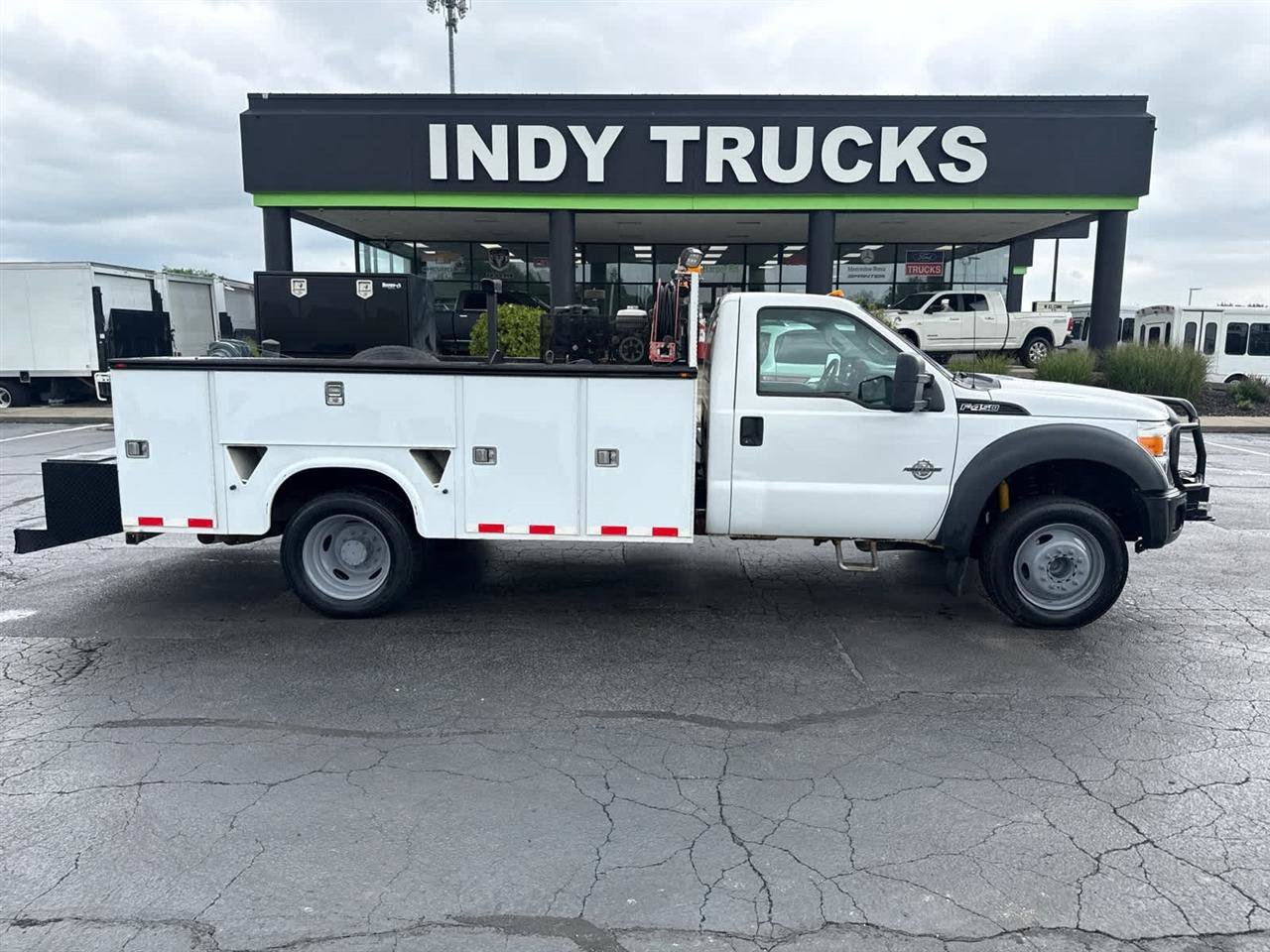 Used 2012 Ford F450 XL RWD image 2