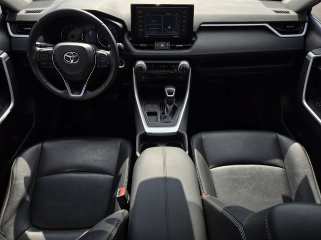 Used 2021 Toyota RAV4 XLE Premium FWD image 17