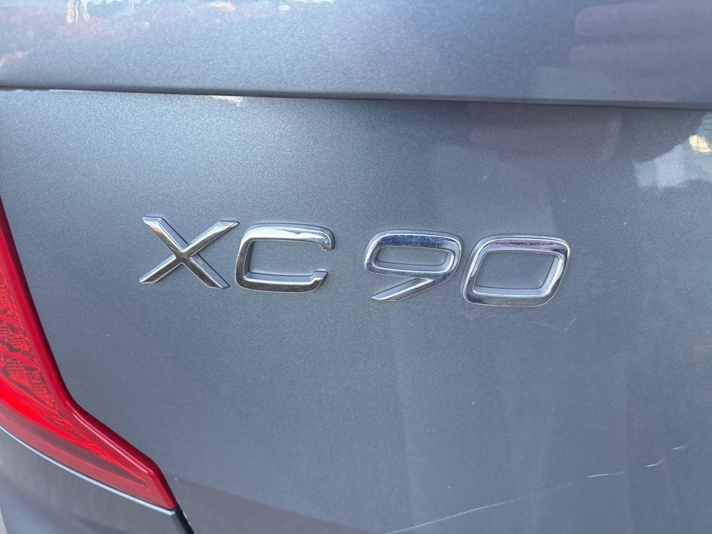 Used 2020 Volvo XC90 T6 Momentum w/ Protection Package Premier image 8