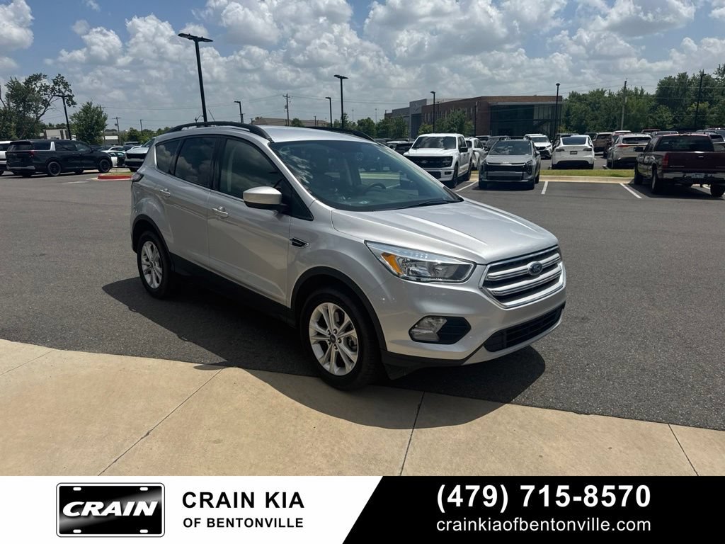 Used 2018 Ford Escape SE AWD/4WD image 16