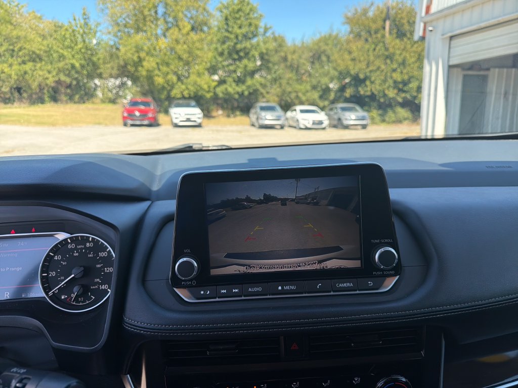Used 2024 Nissan Rogue S AWD/4WD image 22