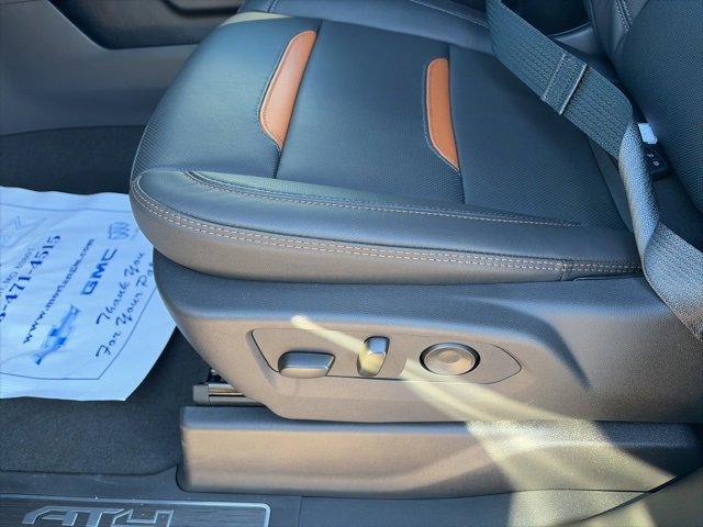 New 2026 GMC Sierra 2500 AT4 w/ AT4 Premium Plus Package image 18