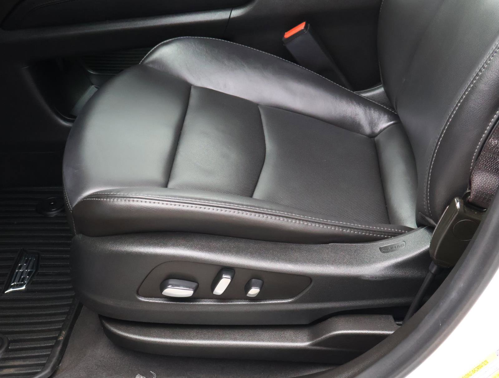 Certified 2023 Cadillac XT6 Premium Luxury image 20