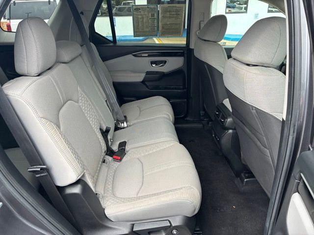 Used 2023 Honda Pilot LX image 25