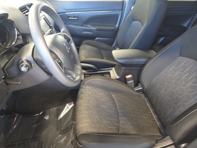 Used 2025 Mitsubishi Outlander Sport ES AWD/4WD image 14