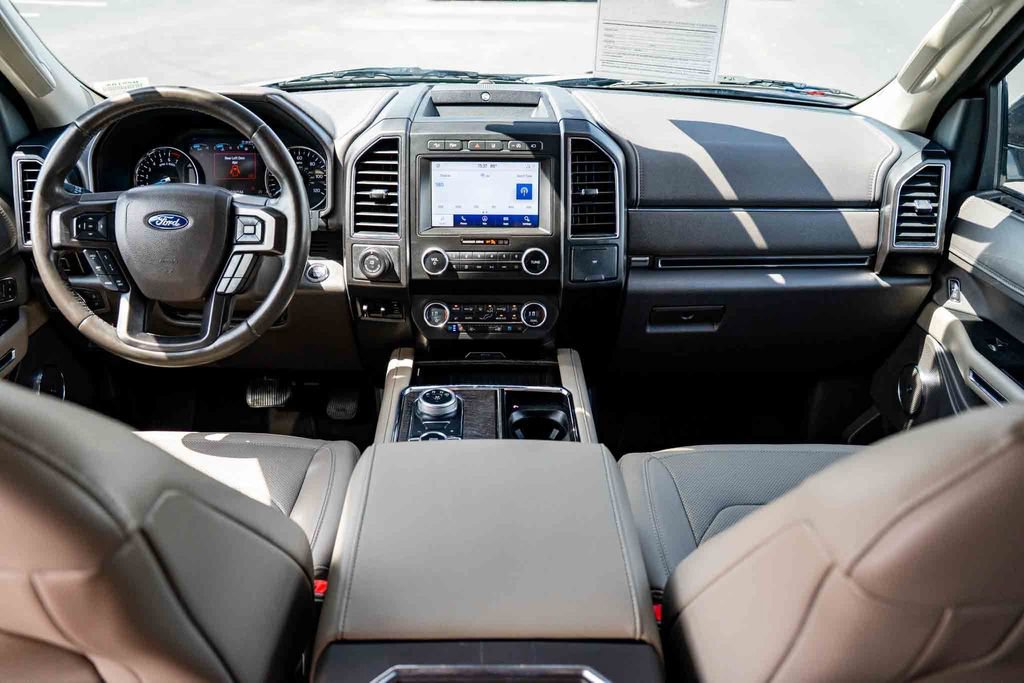 Used 2021 Ford Expedition Limited AWD/4WD image 24