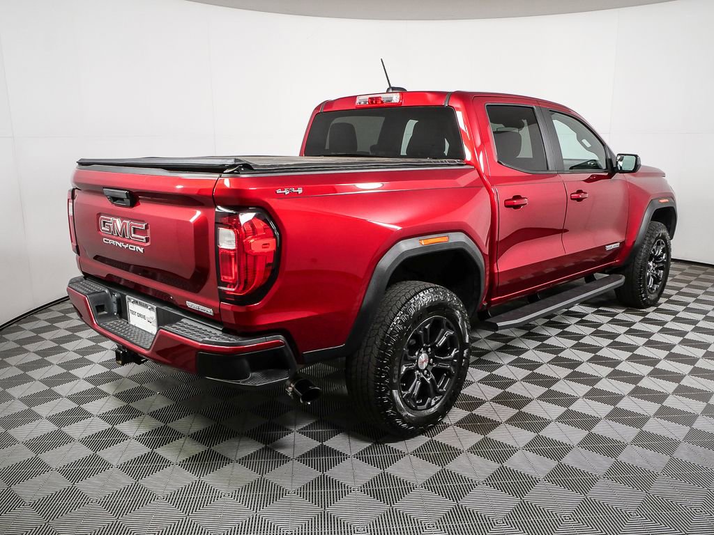 Used 2023 GMC Canyon Elevation image 3