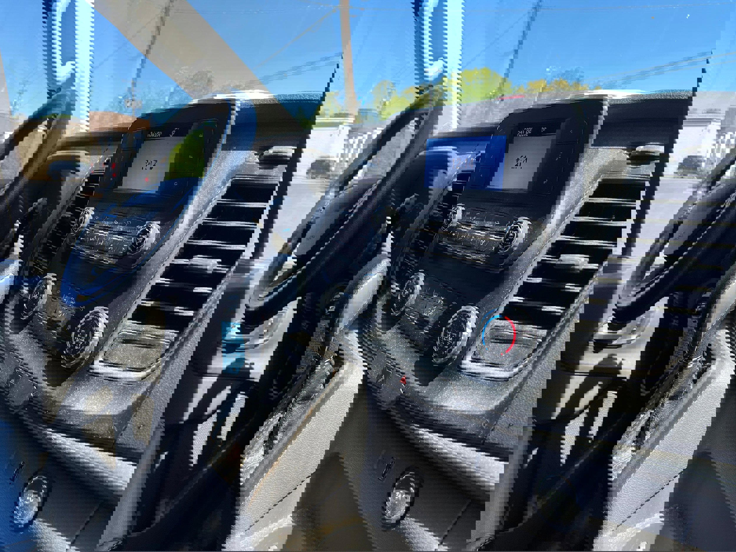 Used 2020 Ford Transit 150 Low Roof RWD image 13