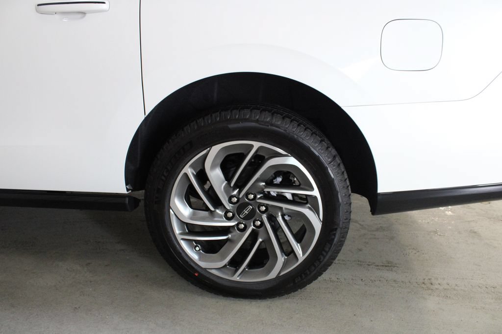 New 2027 Lincoln Navigator L Reserve AWD/4WD image 28
