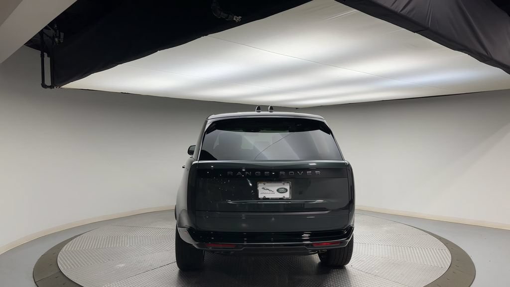 Used 2024 Land Rover Range Rover Long Wheelbase Autobiography AWD/4WD image 7