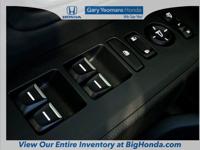 Used 2025 Honda Pilot TrailSport image 28