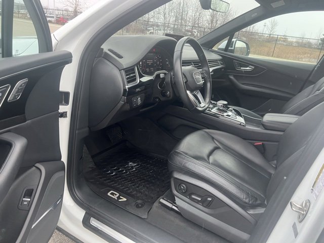 Used 2019 Audi Q7 3.0T Premium Plus w/ Premium Plus Package image 12