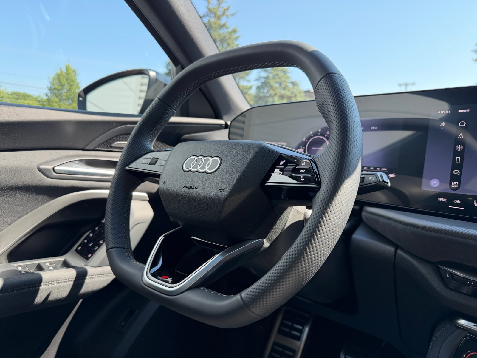 New 2026 Audi SQ5 Premium Plus AWD/4WD image 19