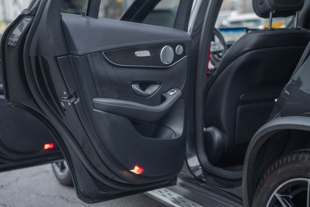 Certified 2020 Mercedes-Benz GLC 43 AMG 4MATIC image 40