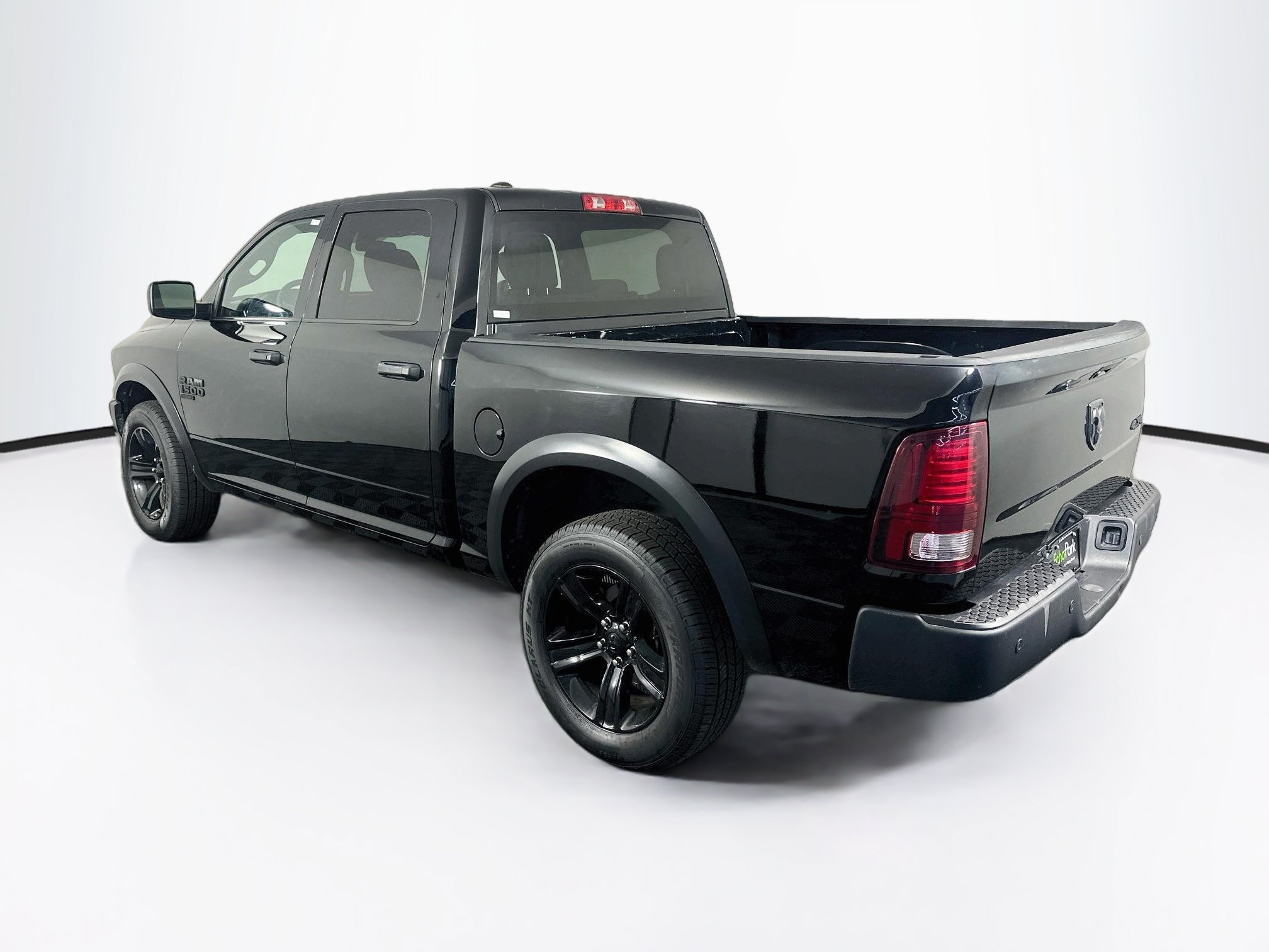 Used 2024 RAM 1500 Warlock AWD/4WD image 5