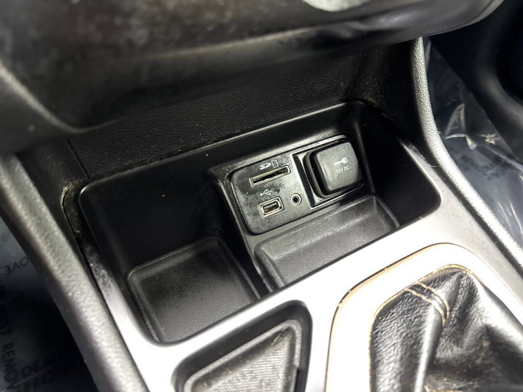 Used 2017 Jeep Cherokee Sport image 63