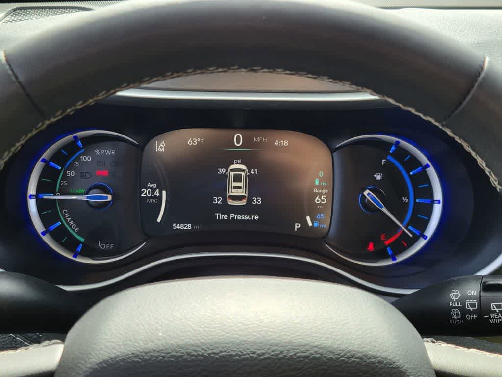Used 2023 Chrysler Pacifica Touring-L image 22