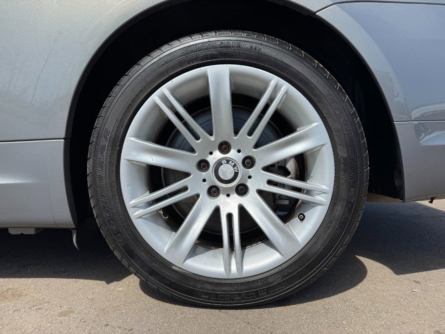 Used 2004 BMW 645Ci Convertible RWD image 13