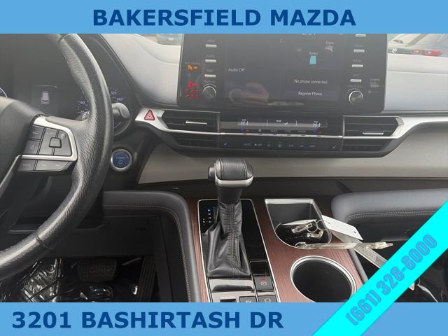 Used 2021 Toyota Sienna XLE image 25