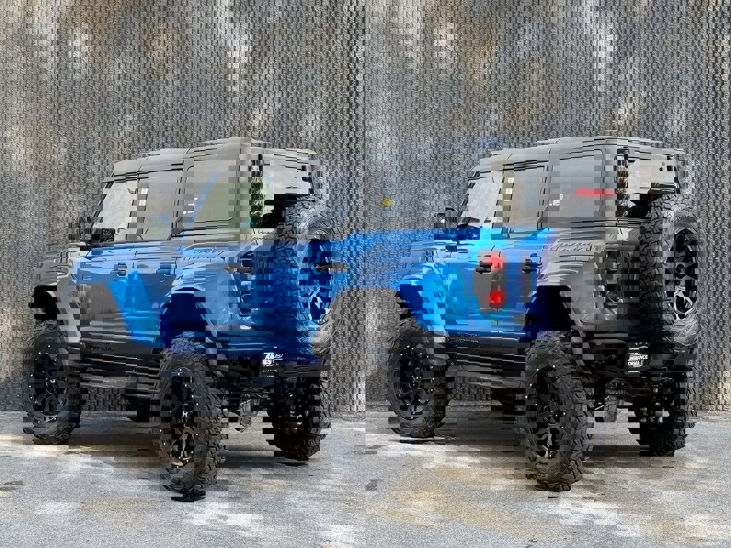New 2025 Ford Bronco Raptor image 3