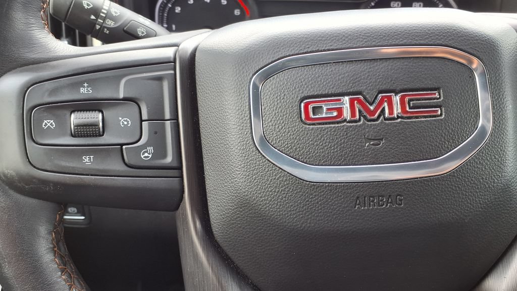 Used 2022 GMC Sierra 2500 AT4 w/ AT4 Preferred Package AWD/4WD image 24