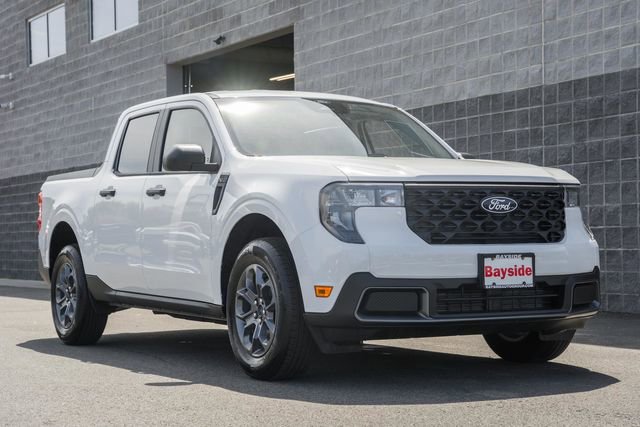 New 2026 Ford Maverick XLT w/ Equipment Group 301A AWD/4WD image 2