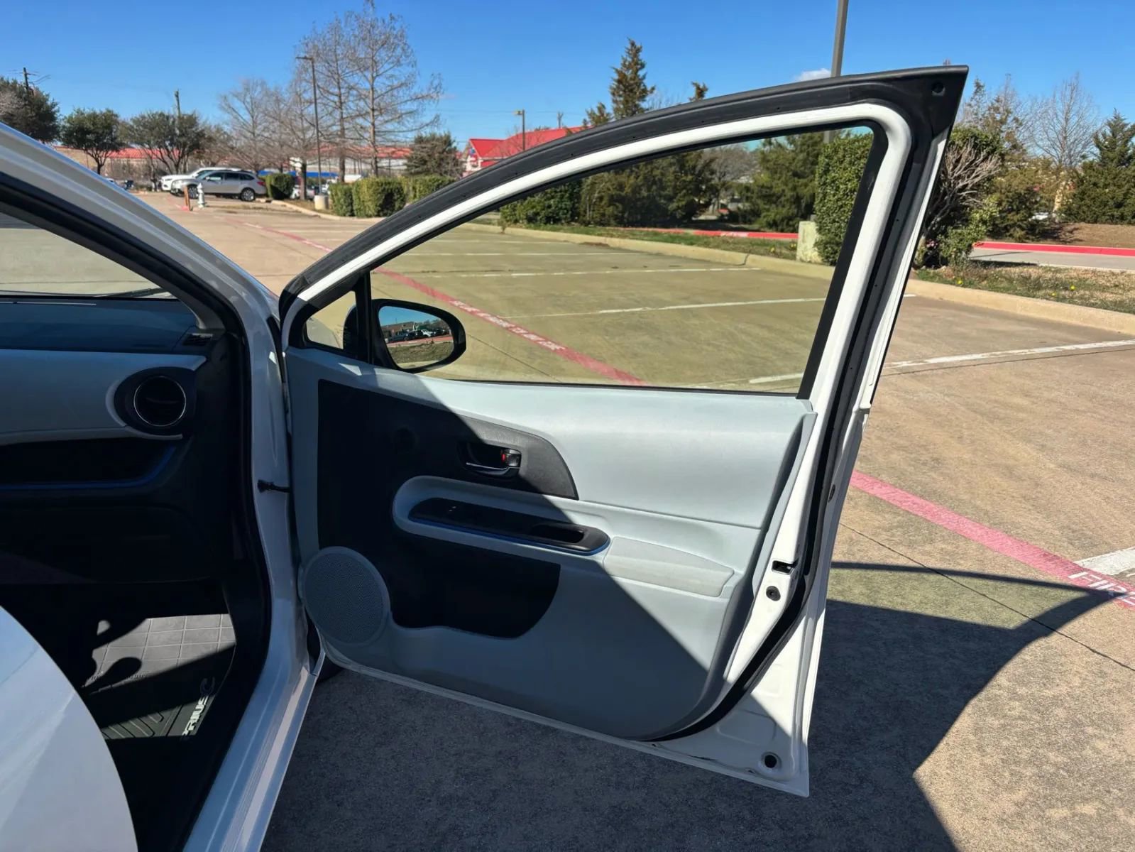 Used 2012 Toyota Prius C Three FWD image 15