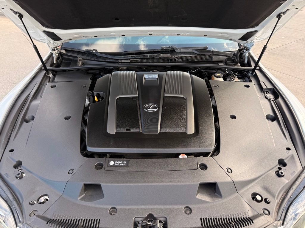 Used 2018 Lexus LS 500 F Sport w/ Accessory Package (Z2) AWD/4WD image 32