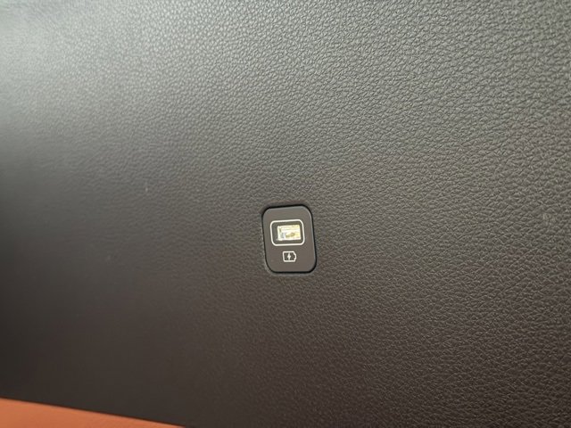 Used 2022 Kia Carnival SX image 41