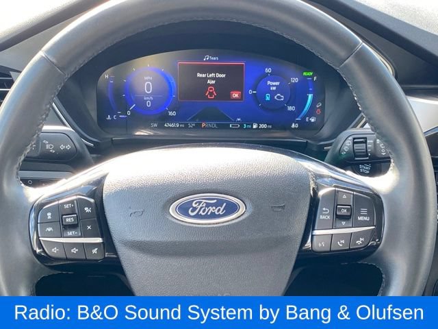 Used 2022 Ford Escape SEL w/ Technology Package FWD image 8