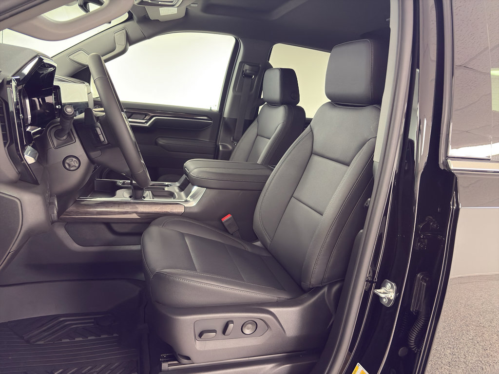 New 2026 Chevrolet Silverado 1500 LTZ image 2