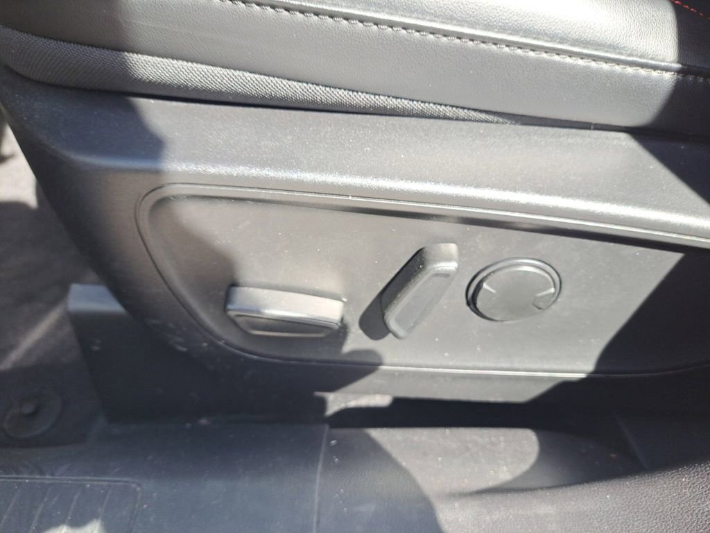 Used 2024 Ford Escape ST-Line w/ Tech Pack #1 image 24