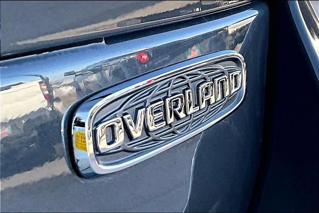 Used 2022 Jeep Grand Cherokee L Overland image 8