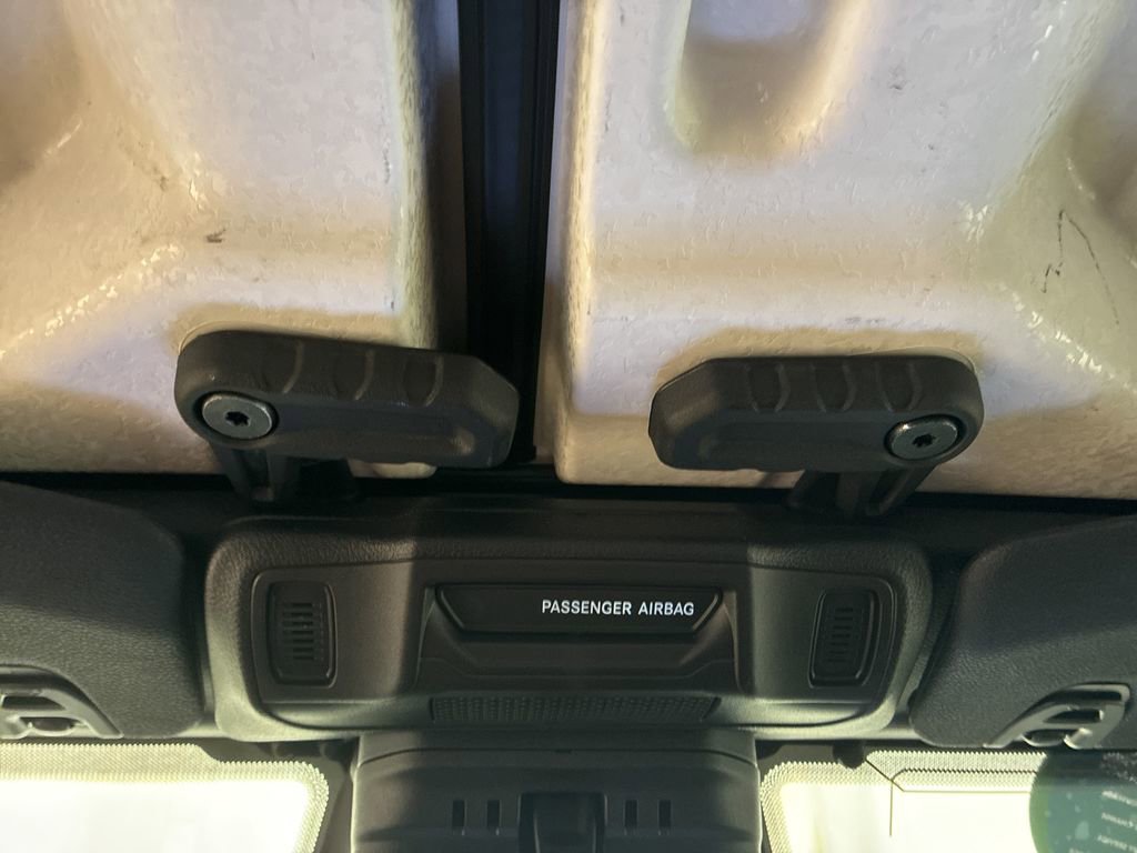 Used 2025 Jeep Wrangler Sport S AWD/4WD image 29