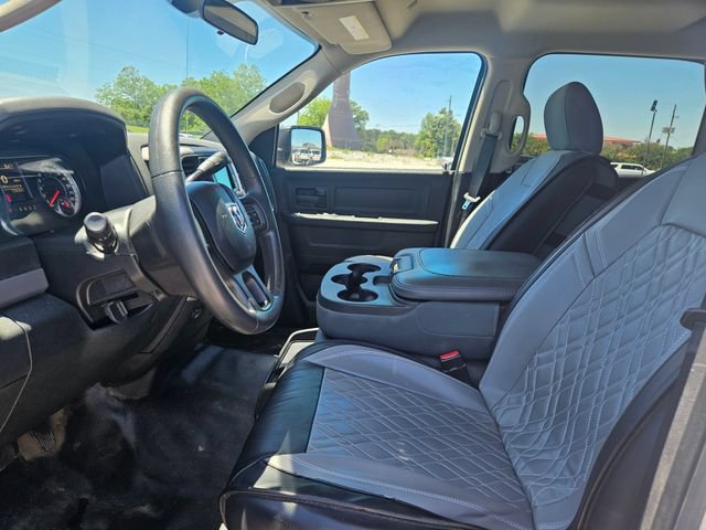 Used 2018 RAM 2500 Tradesman w/ Chrome Appearance Group AWD/4WD image 9