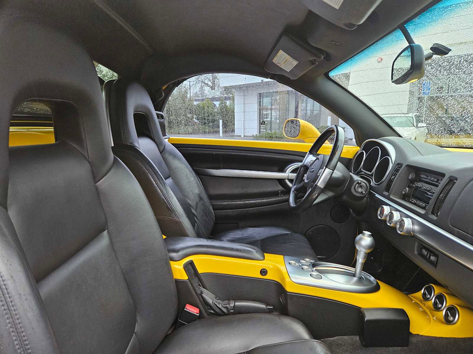 Used 2006 Chevrolet SSR w/ Preferred Equipment Group image 11