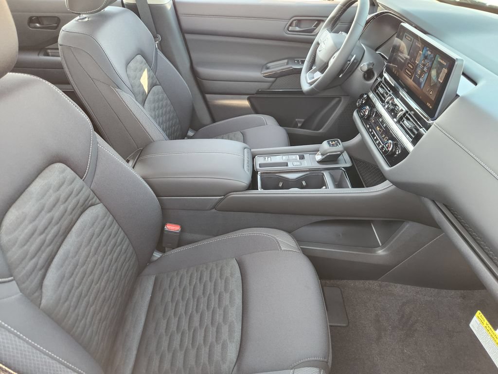 New 2026 Nissan Pathfinder SV FWD image 9