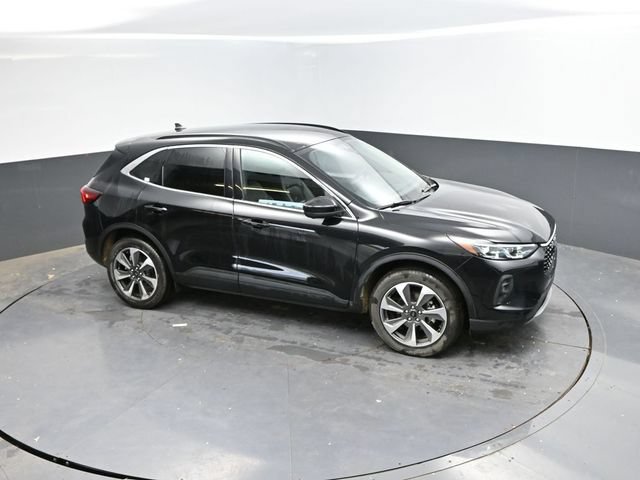 Used 2024 Ford Escape Platinum AWD/4WD image 37