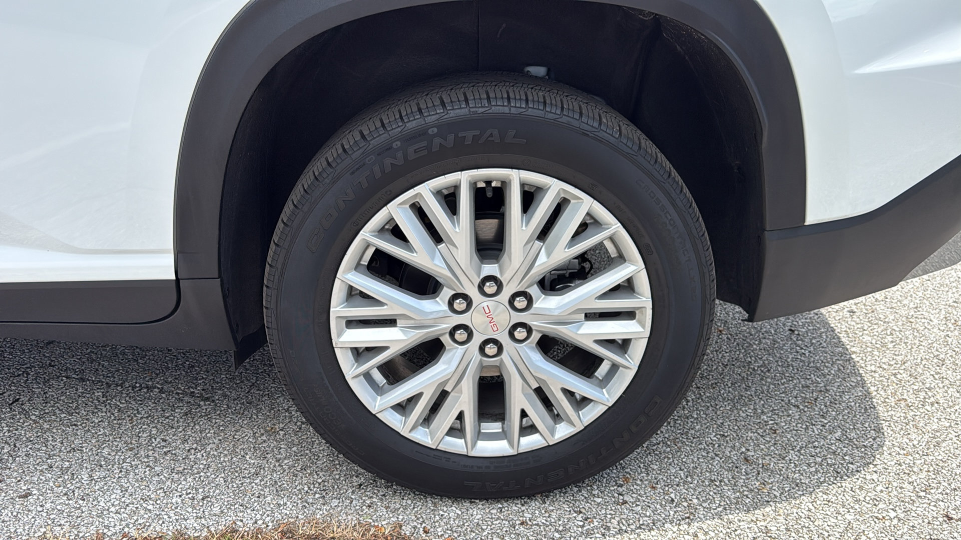 Used 2026 GMC Acadia Elevation w/ Elevation Premium Package FWD image 31
