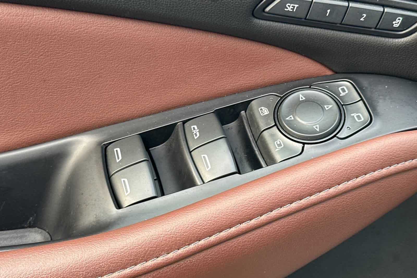 Used 2021 Buick Enclave Avenir w/ Avenir Technology Package image 14