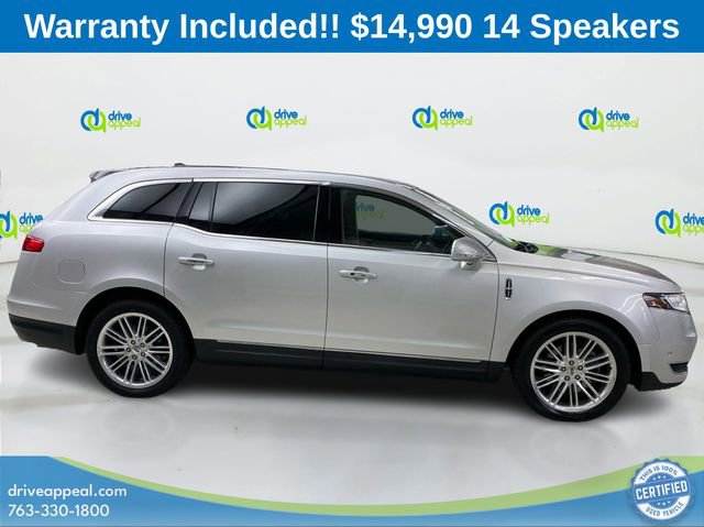 Used 2019 Lincoln MKT AWD image 4