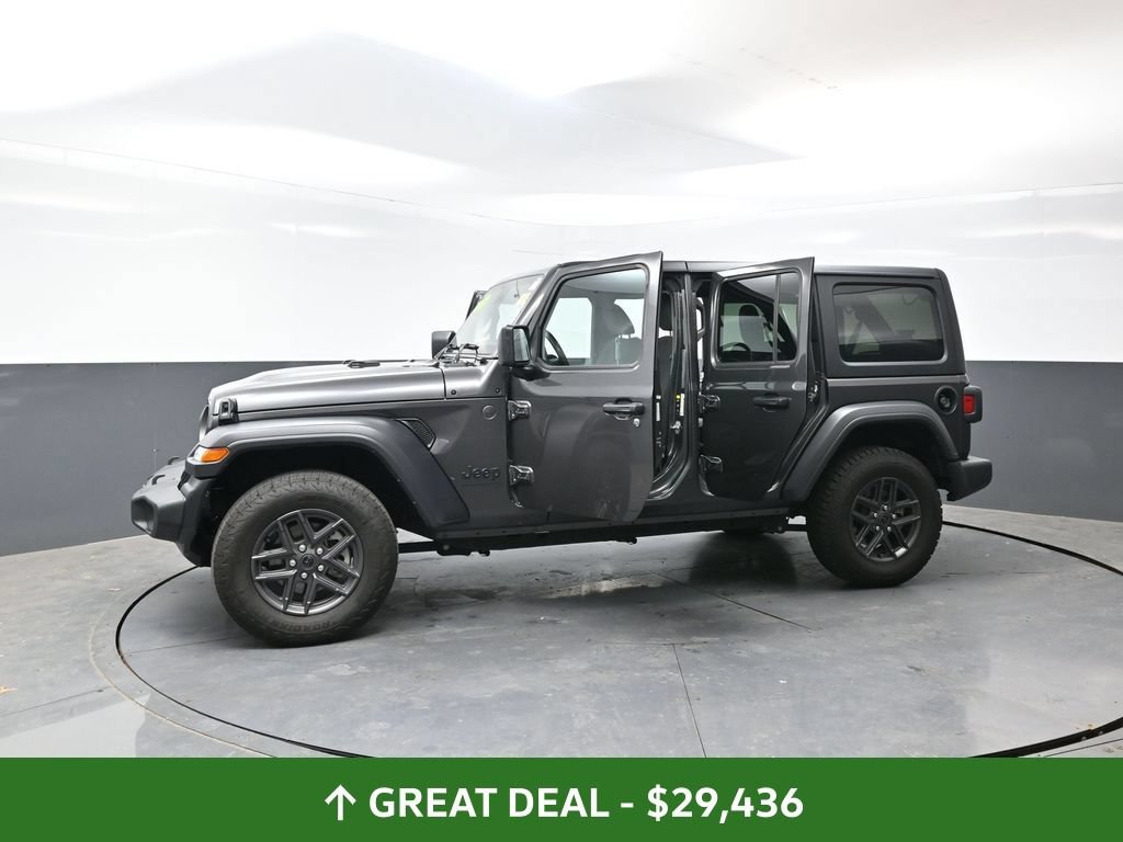 Used 2025 Jeep Wrangler Unlimited Sport AWD/4WD image 58