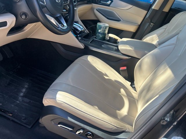 Used 2025 Acura MDX w/ Technology Package FWD image 7