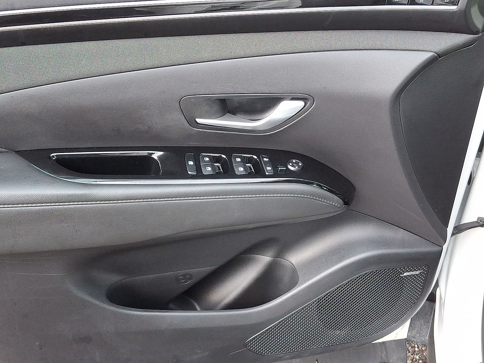Certified 2023 Hyundai Tucson Limited AWD/4WD image 16