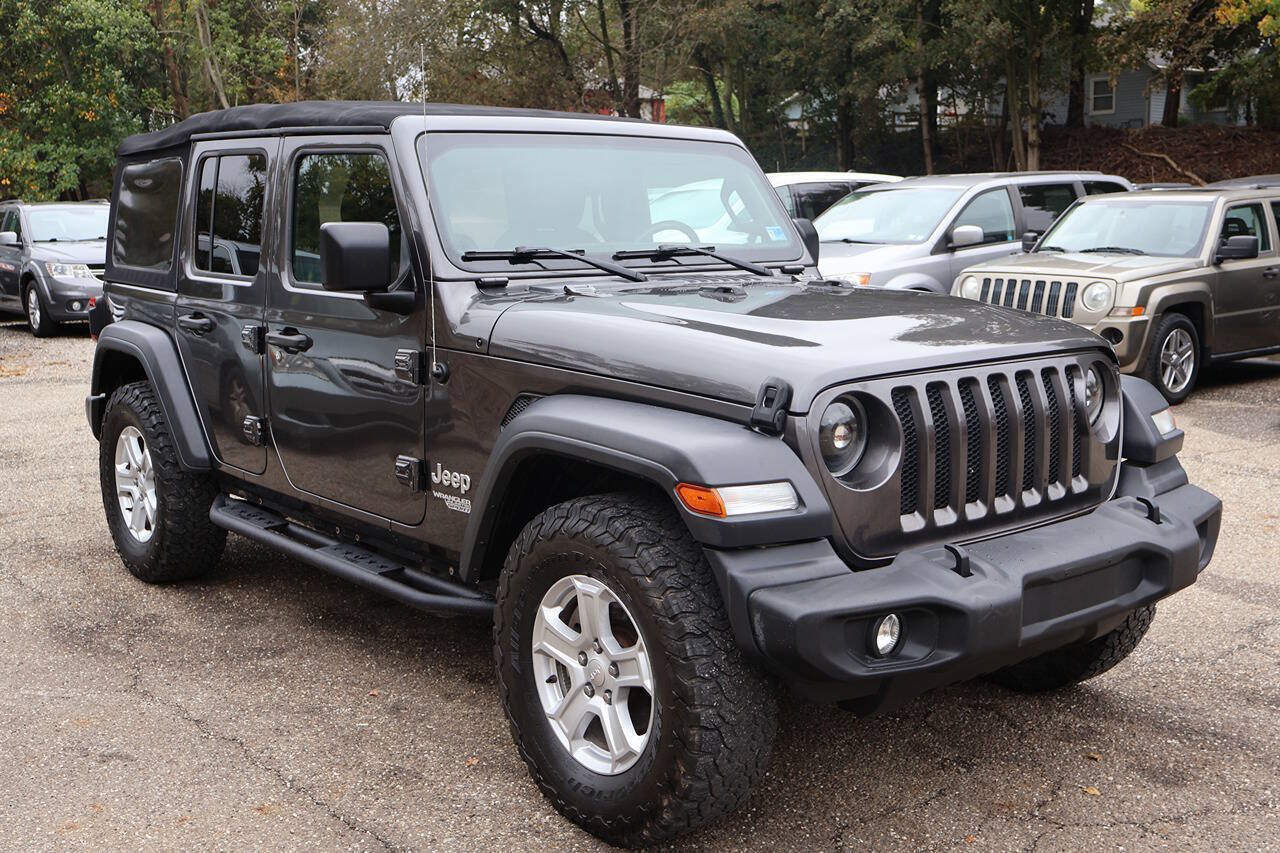 Used 2018 Jeep Wrangler Unlimited Sport S AWD/4WD image 1