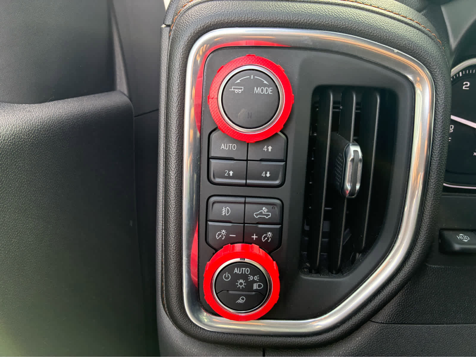 Used 2021 GMC Sierra 1500 AT4 w/ AT4 Premium Package image 28