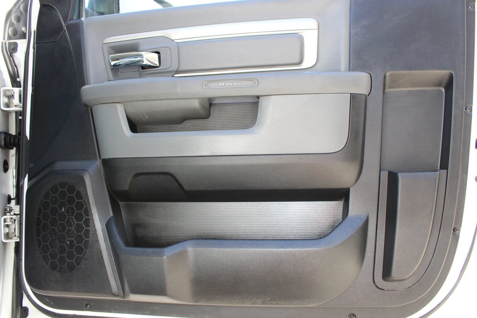 Used 2017 RAM 1500 Tradesman w/ Power & Remote Entry Group RWD image 7