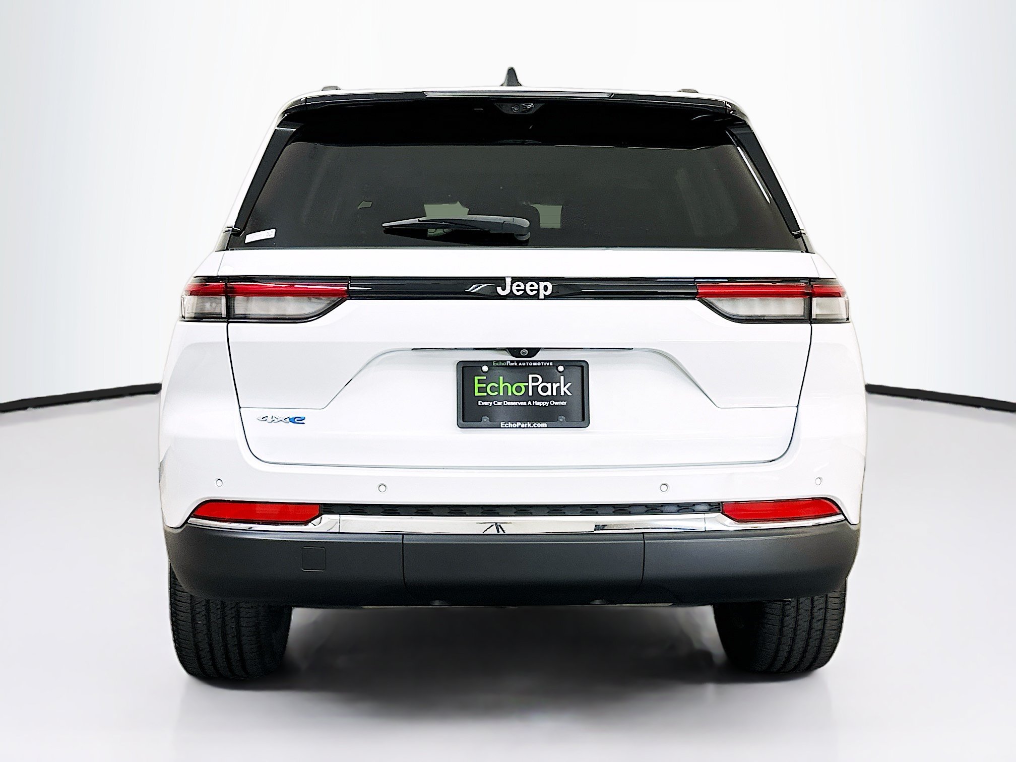 Used 2022 Jeep Grand Cherokee Limited 4xe w/ Luxury Tech Group II AWD/4WD image 7