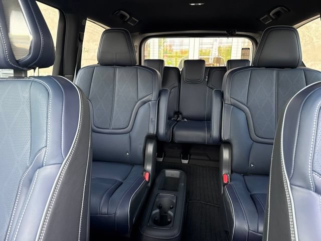 New 2026 INFINITI QX80 4WD w/ Sport Exterior Package image 12